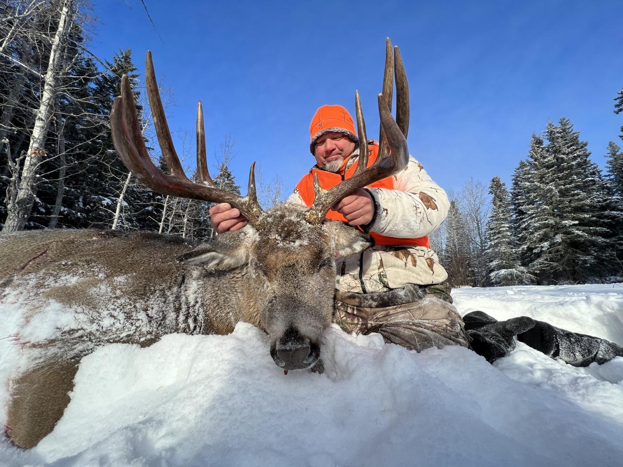 Deer Hunting 2025 - Gustie Felisha Deer Hunting 2025 - Gustie Felisha